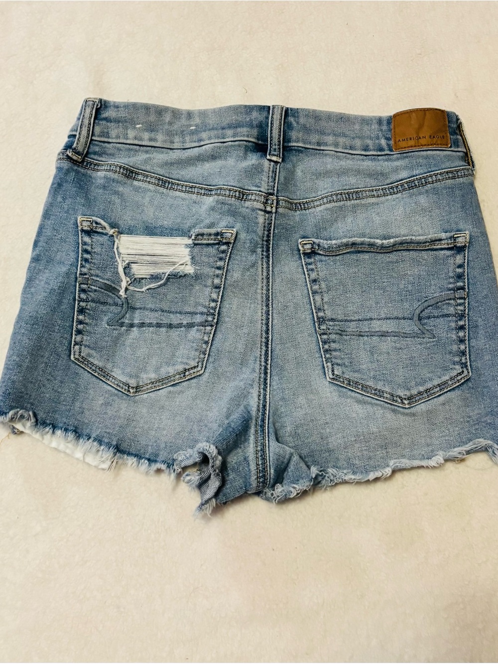 American Eagle Outfitters Distressed Shorts Size 4 EUC - Picture 13 of 13